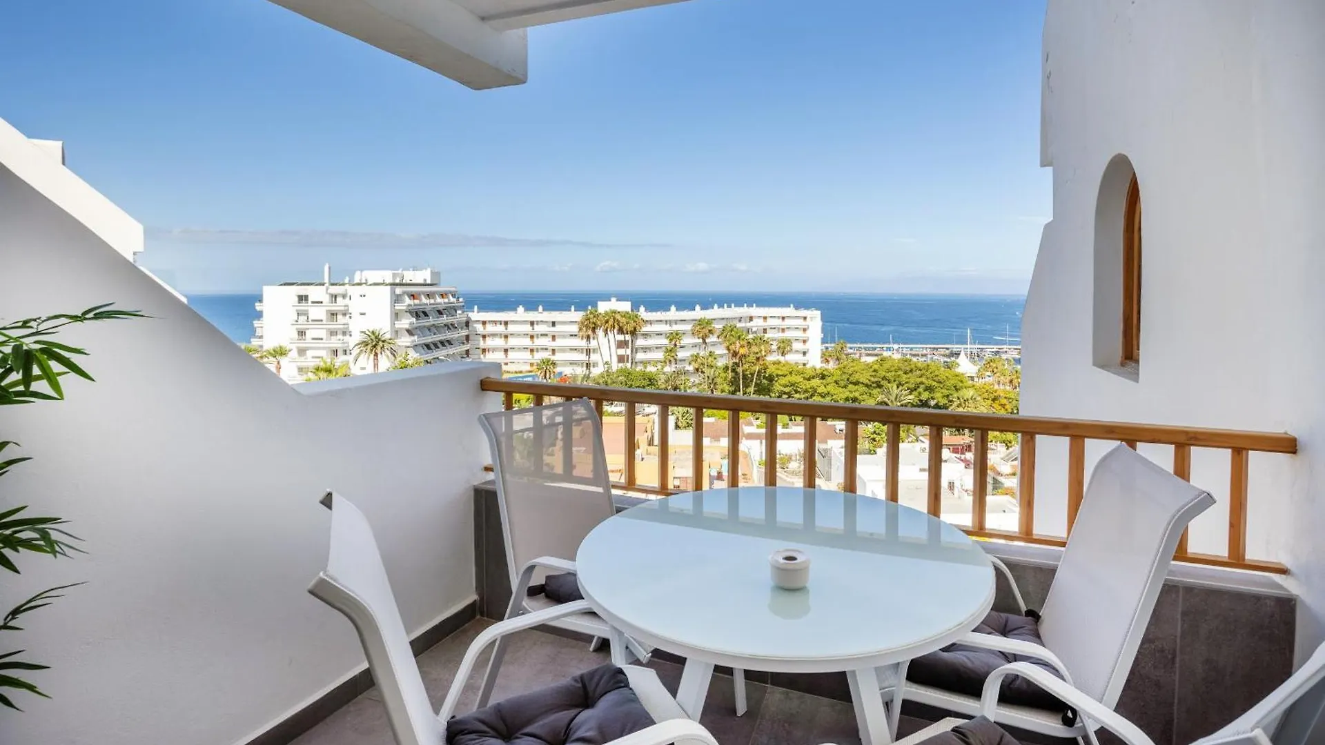 Appartement Luxury San Eugenio Ocean And Harbour View Home Costa Adeje  Espagne